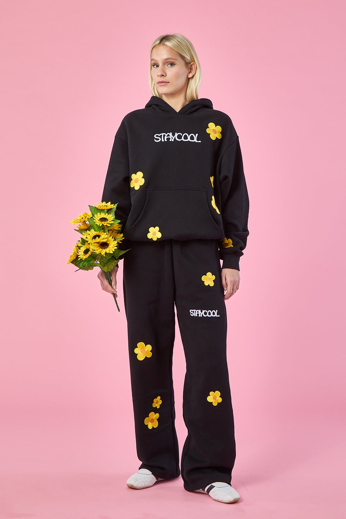 Sunflower Straight Sweatpants (Black)