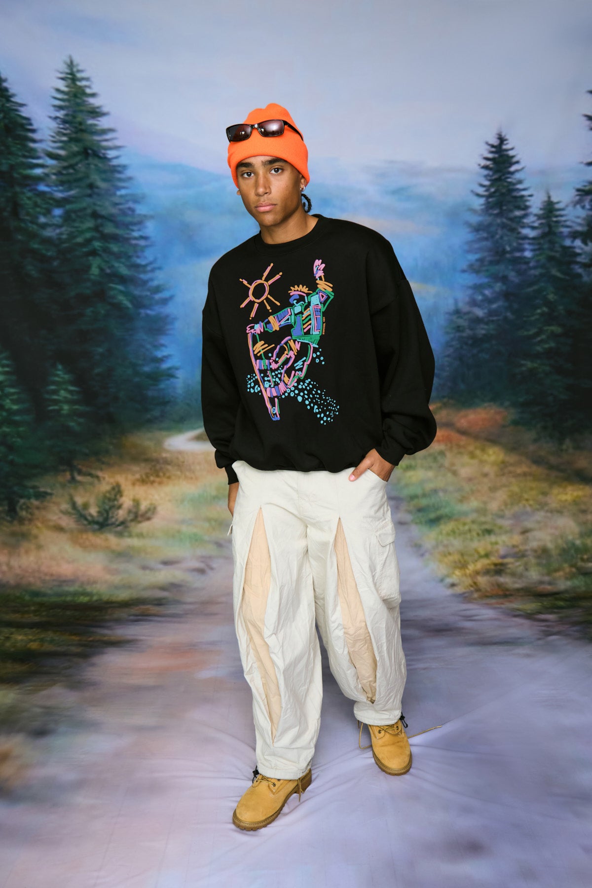Alpine Sweatshirt (Black)