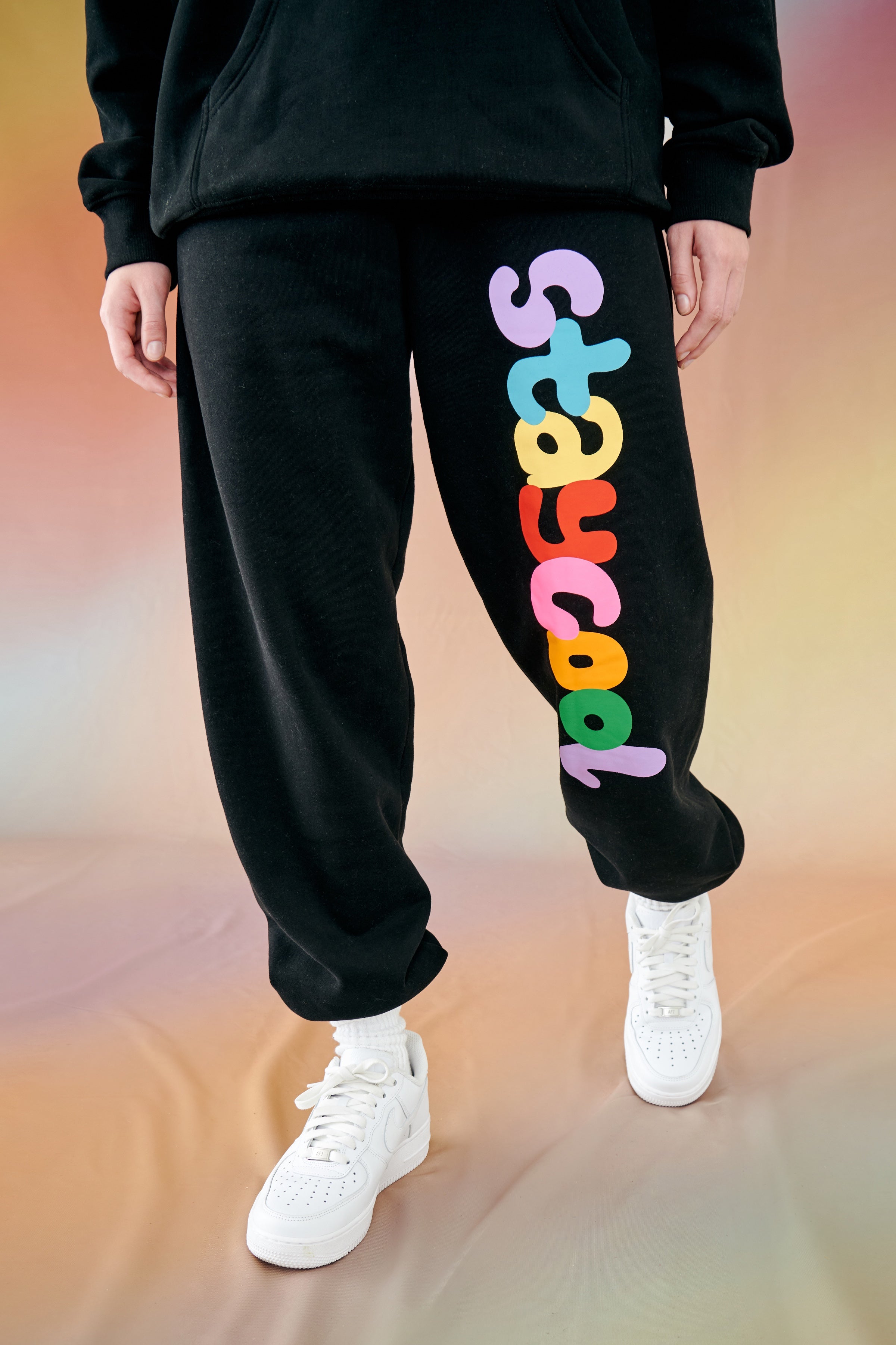 Cool sales black sweatpants