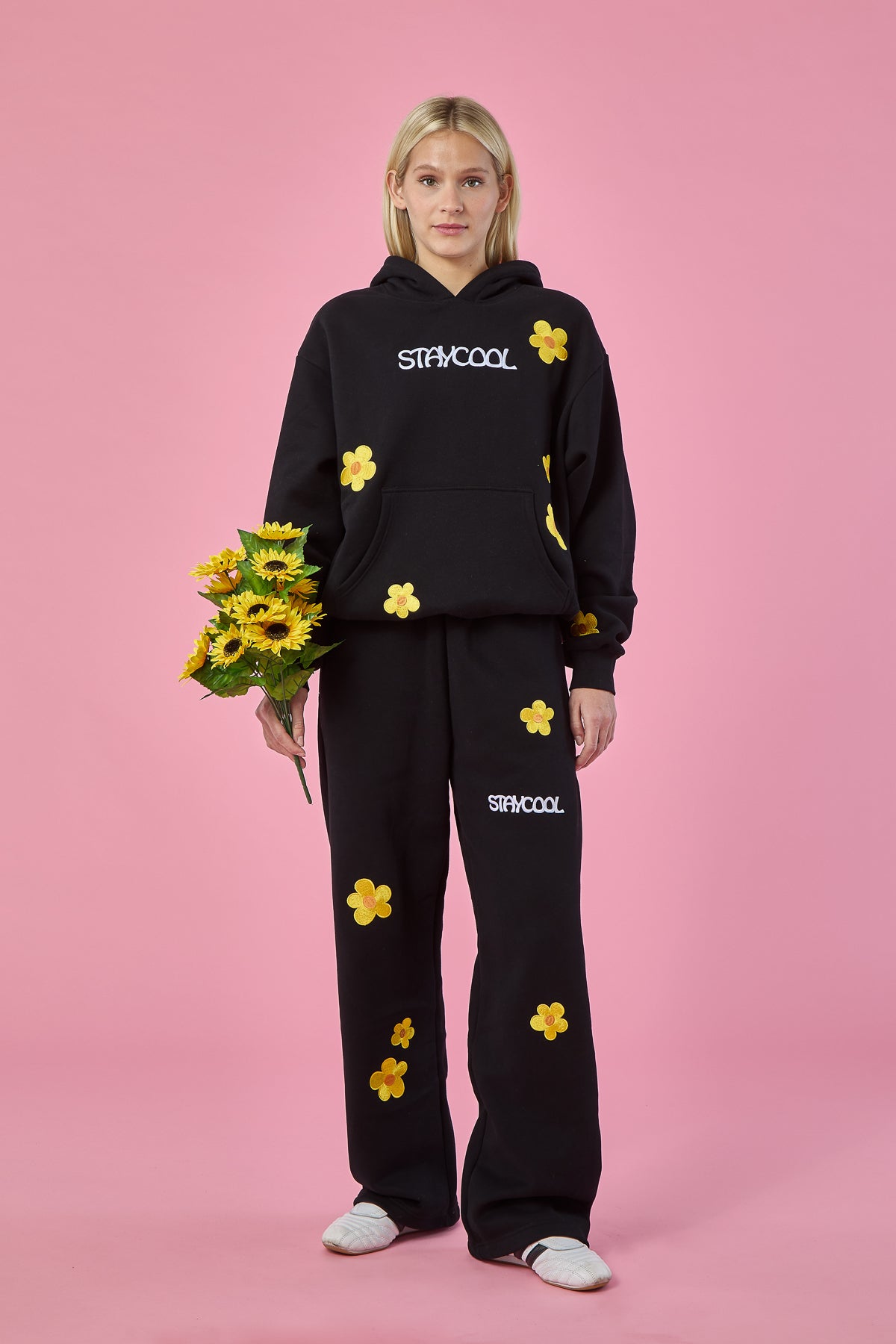 Sunflower Hoodie (Black) – Staycoolnyc
